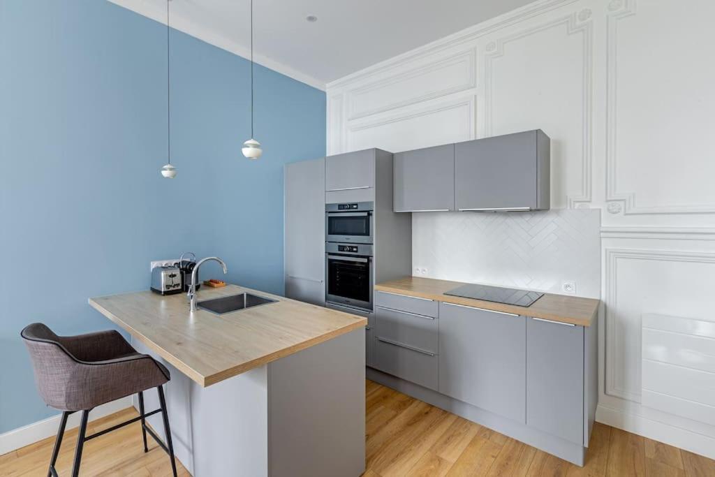 Newly Renovated Near La Madeleine Appartement *
